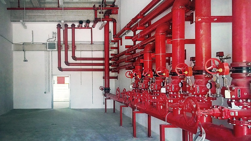 So sánh hệ thống chữa cháy tự động và bán tự động – Doanh nghiệp nên chọn loại nào?
